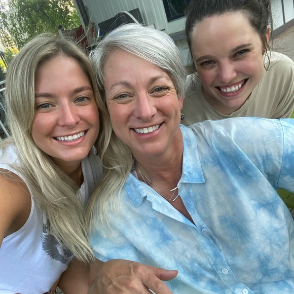 Meet your Posher, Alexandria - Picture 4 of 7